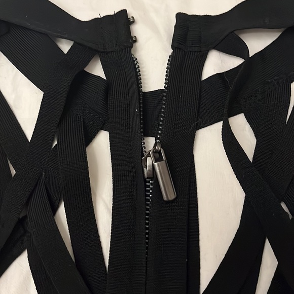 Bebe Dress NWT SIZE L - Picture 4 of 5